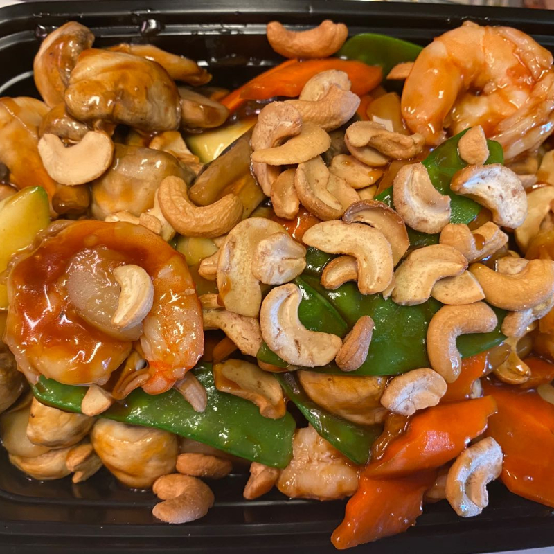 cashew shrimp spice and pans